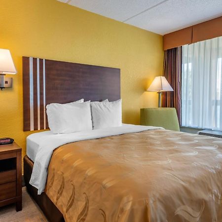 Quality Inn And Suites Palatka Riverfront Buitenkant foto