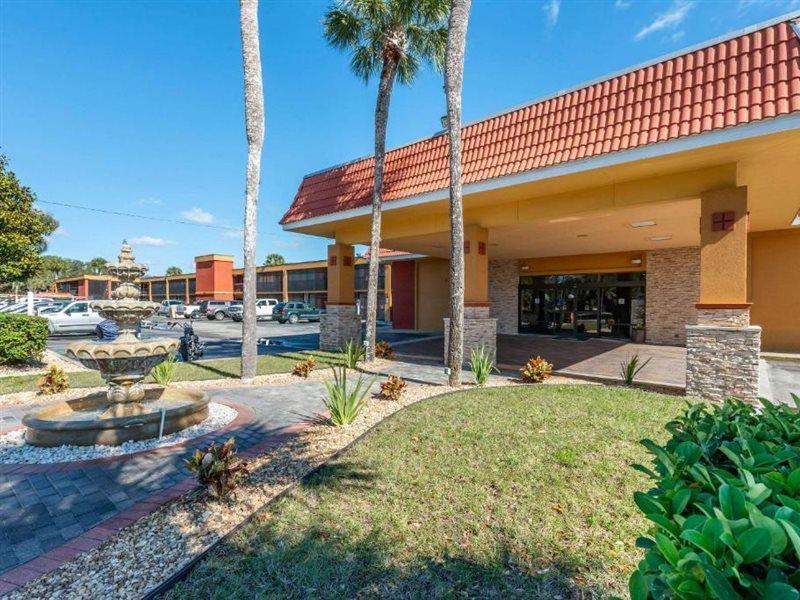 Quality Inn And Suites Palatka Riverfront Buitenkant foto