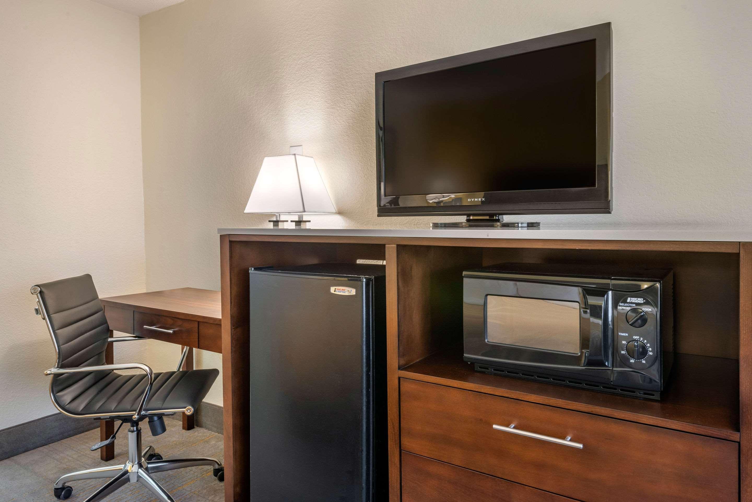 Quality Inn And Suites Palatka Riverfront Buitenkant foto