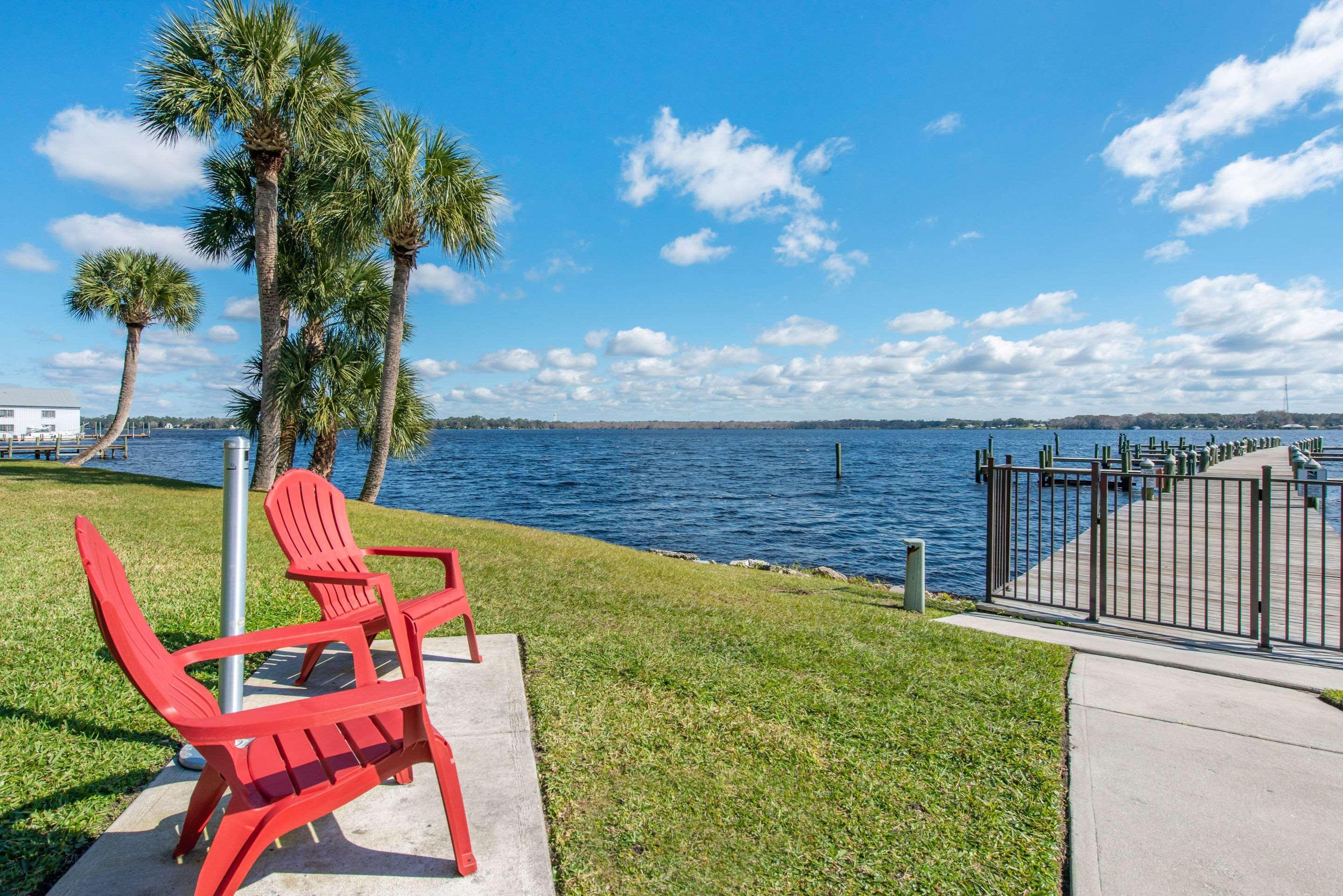 Quality Inn And Suites Palatka Riverfront Buitenkant foto