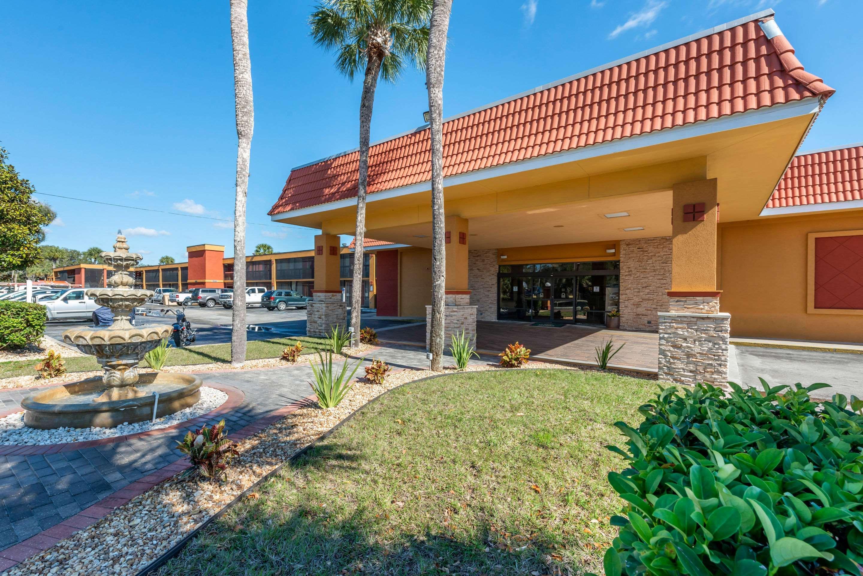 Quality Inn And Suites Palatka Riverfront Buitenkant foto