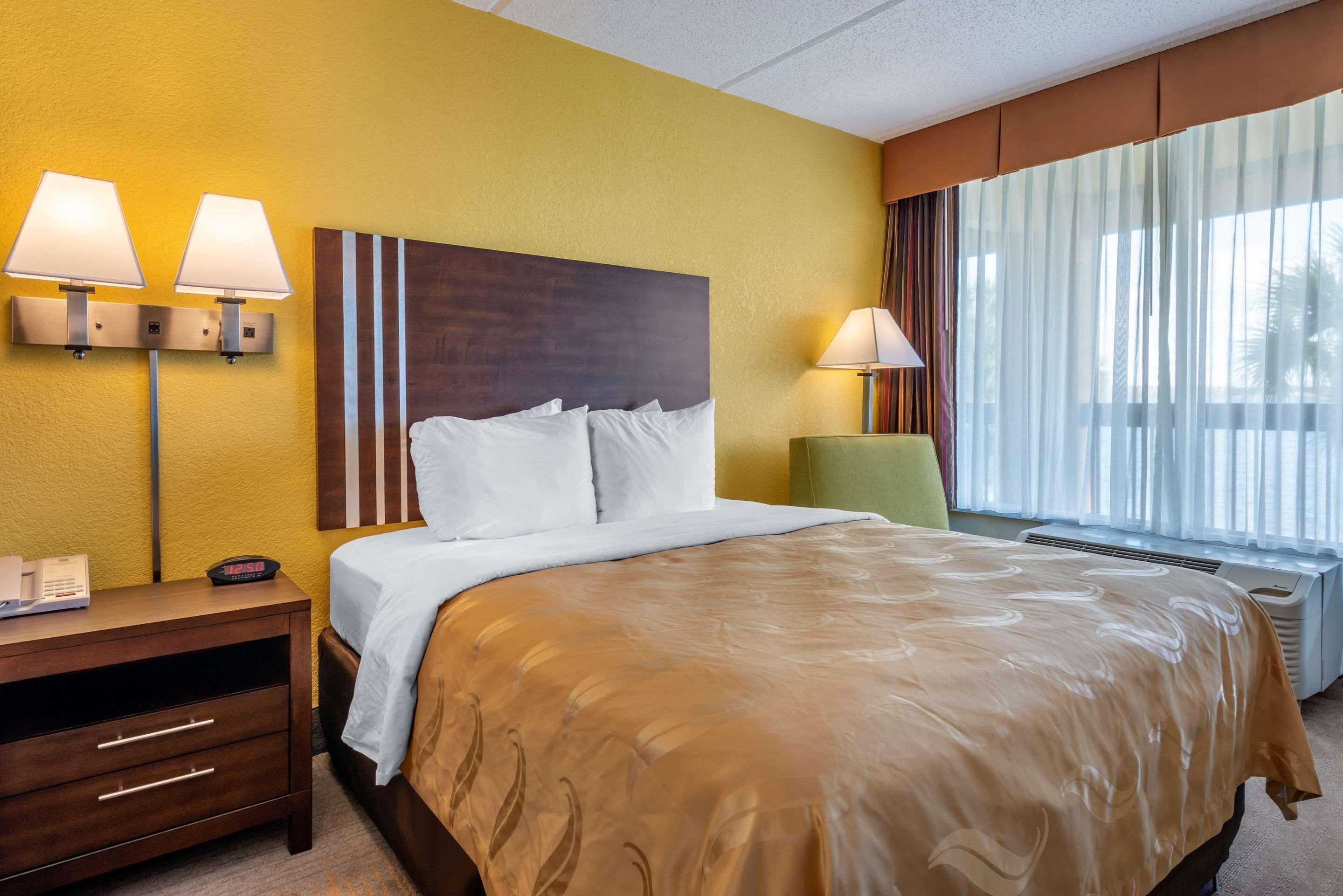 Quality Inn And Suites Palatka Riverfront Buitenkant foto