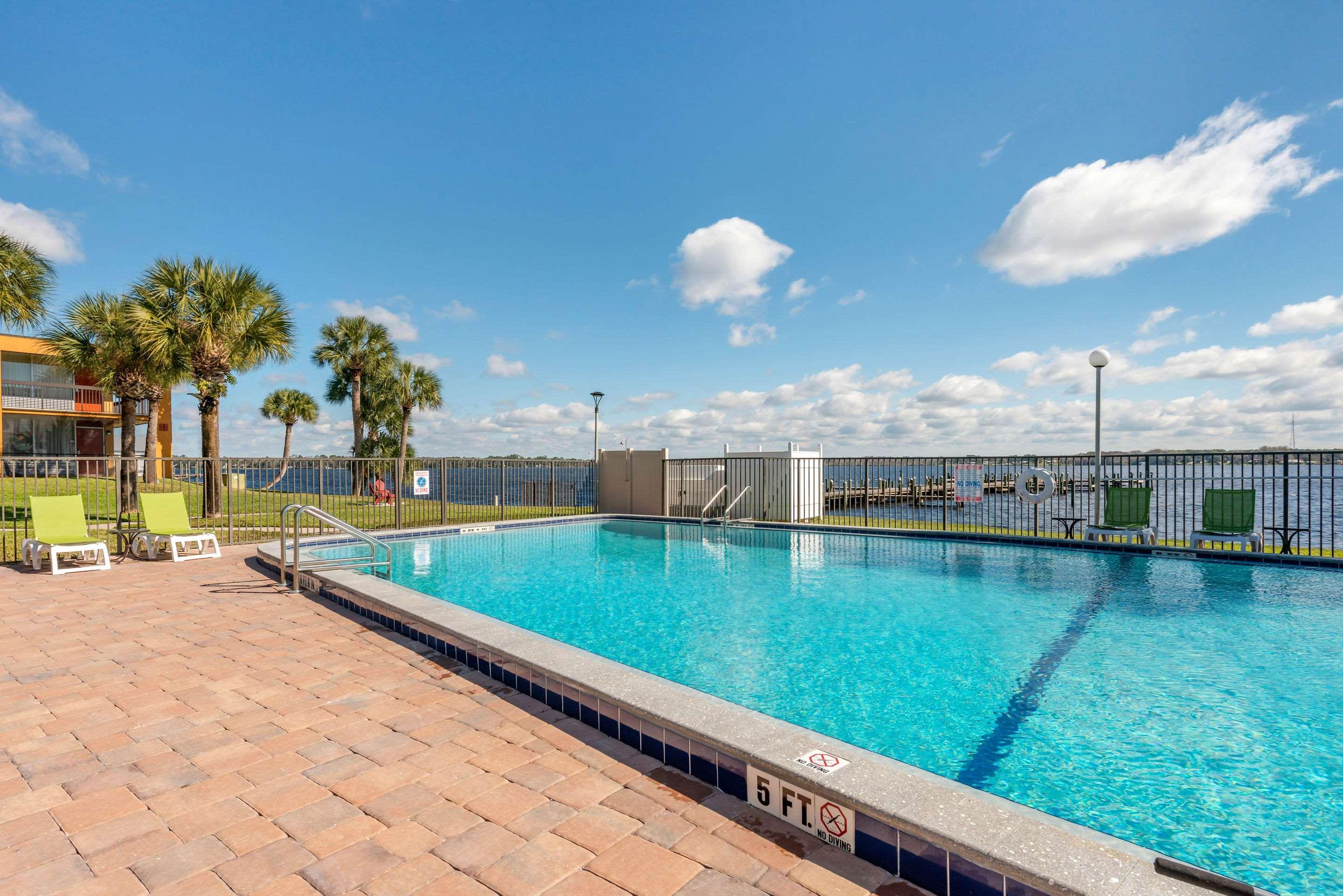 Quality Inn And Suites Palatka Riverfront Buitenkant foto