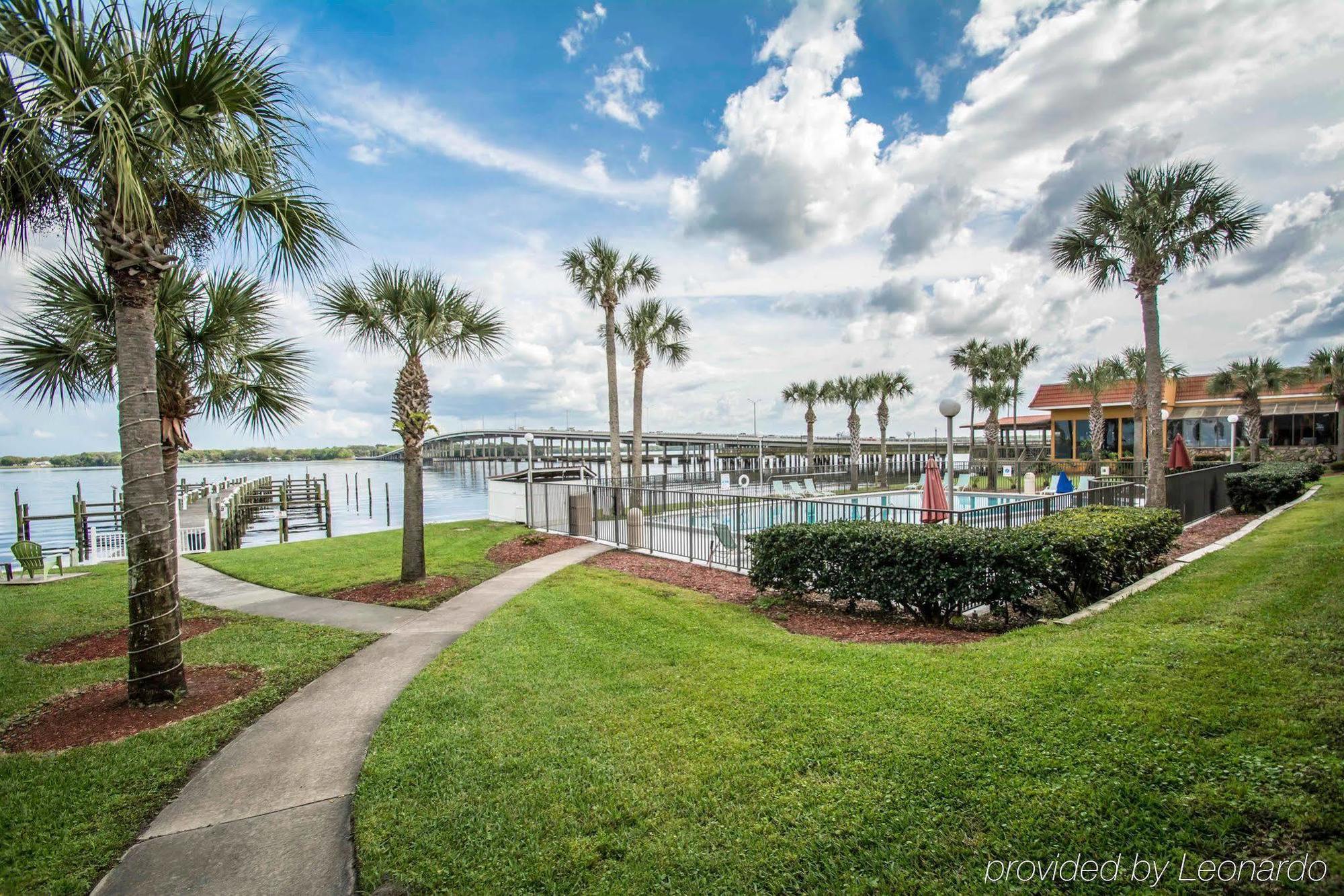 Quality Inn And Suites Palatka Riverfront Buitenkant foto