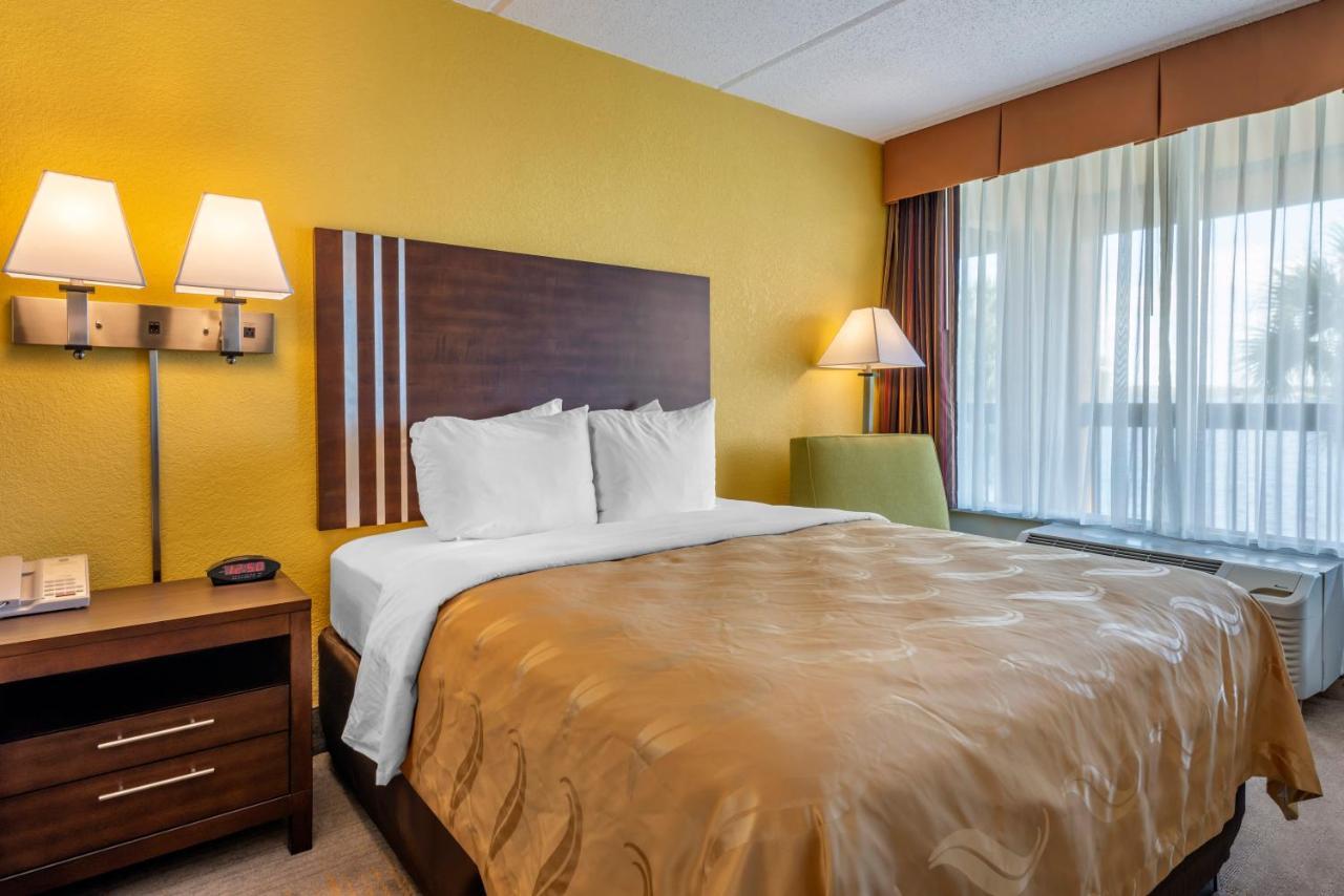 Quality Inn And Suites Palatka Riverfront Buitenkant foto