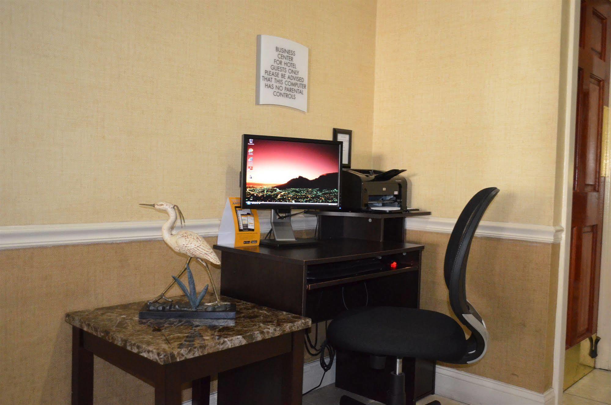 Quality Inn And Suites Palatka Riverfront Buitenkant foto